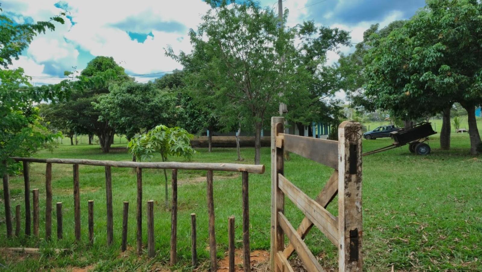 Fazenda Com Piscina e Churrasqueira Curvelo Exterior foto